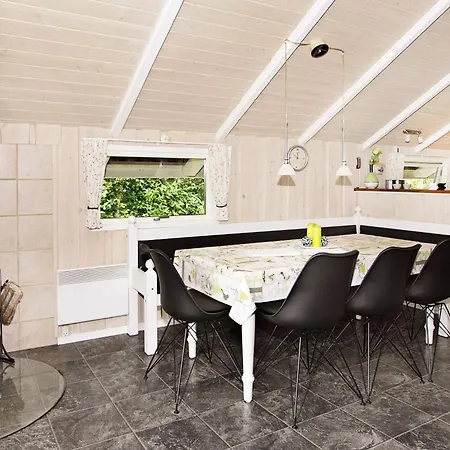 5 Star Holiday Home In Tarm Hemmet